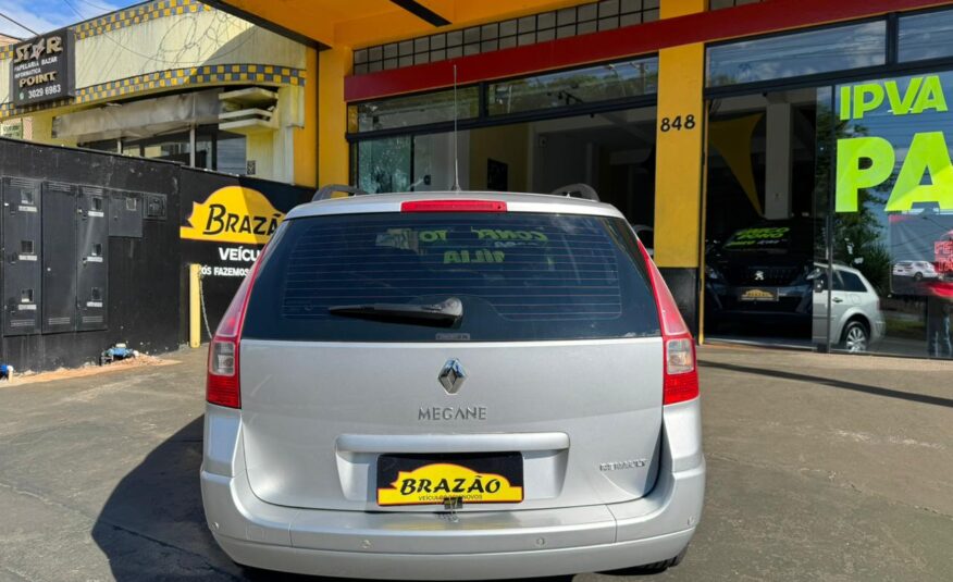 Renault Megane Gran Tour - foto 13