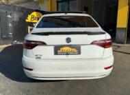 Jetta comfortline com pacote R line