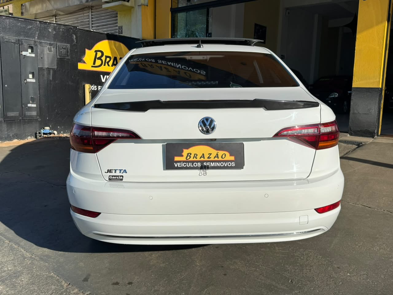 Jetta comfortline com pacote R line