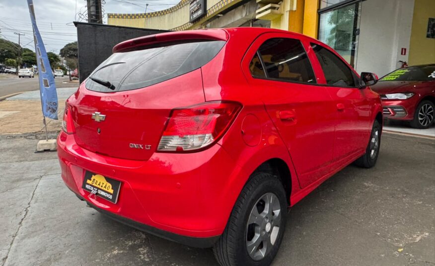 Chevrolet Onix LT - foto 11