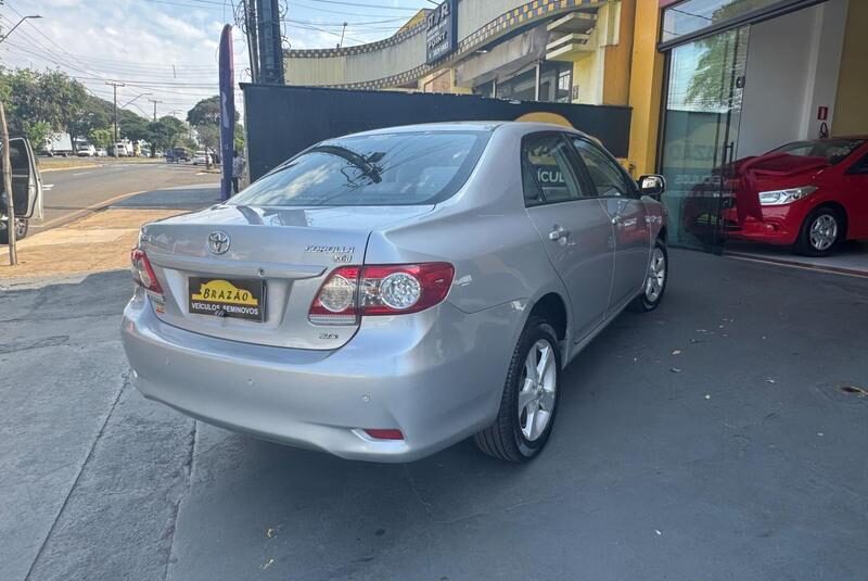 Toyota Corolla XEi - foto 11