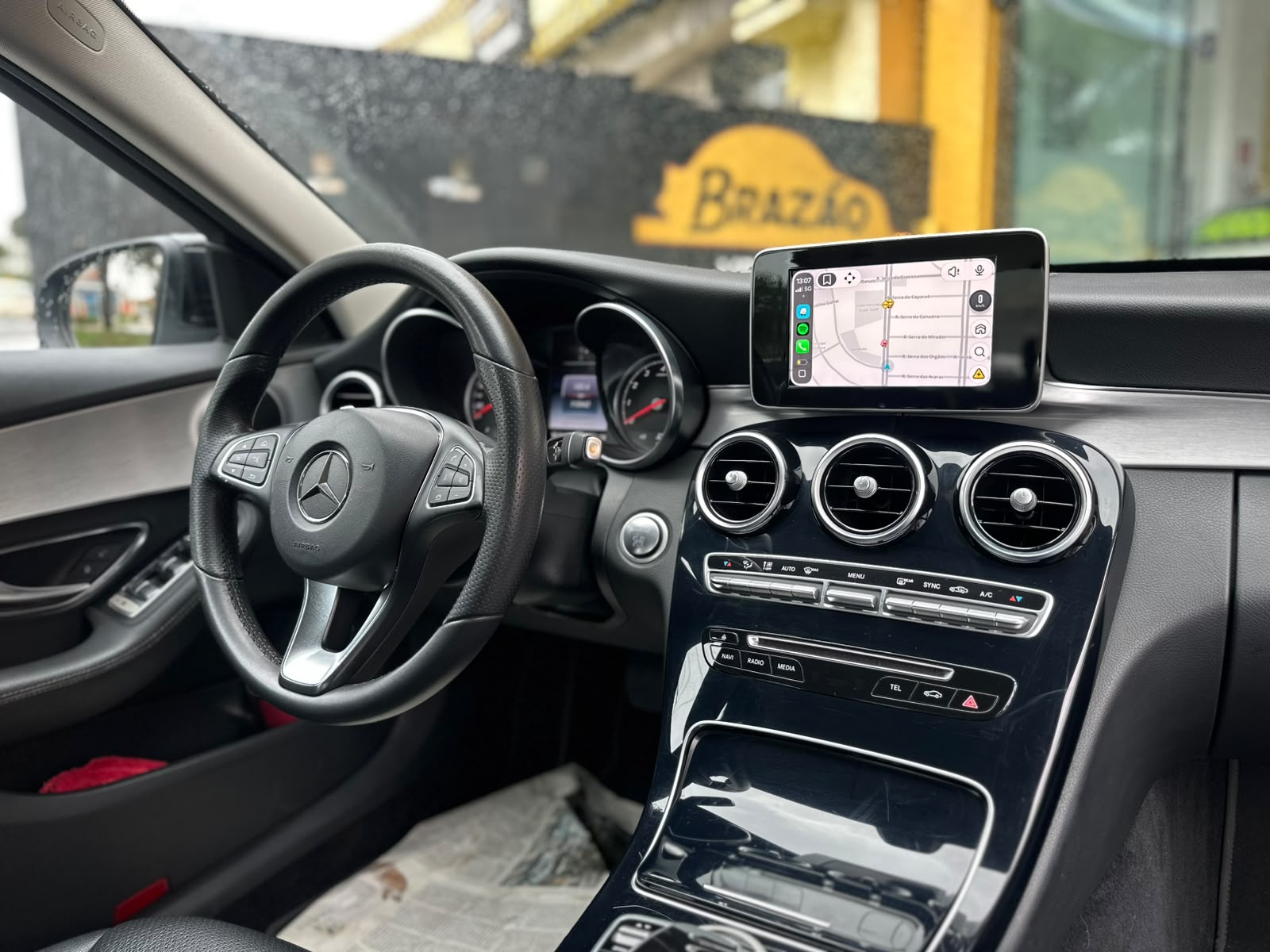 Mercedes C180