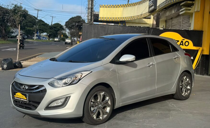 Hyundai i30 1.8 16V Aut. 5P - foto 5