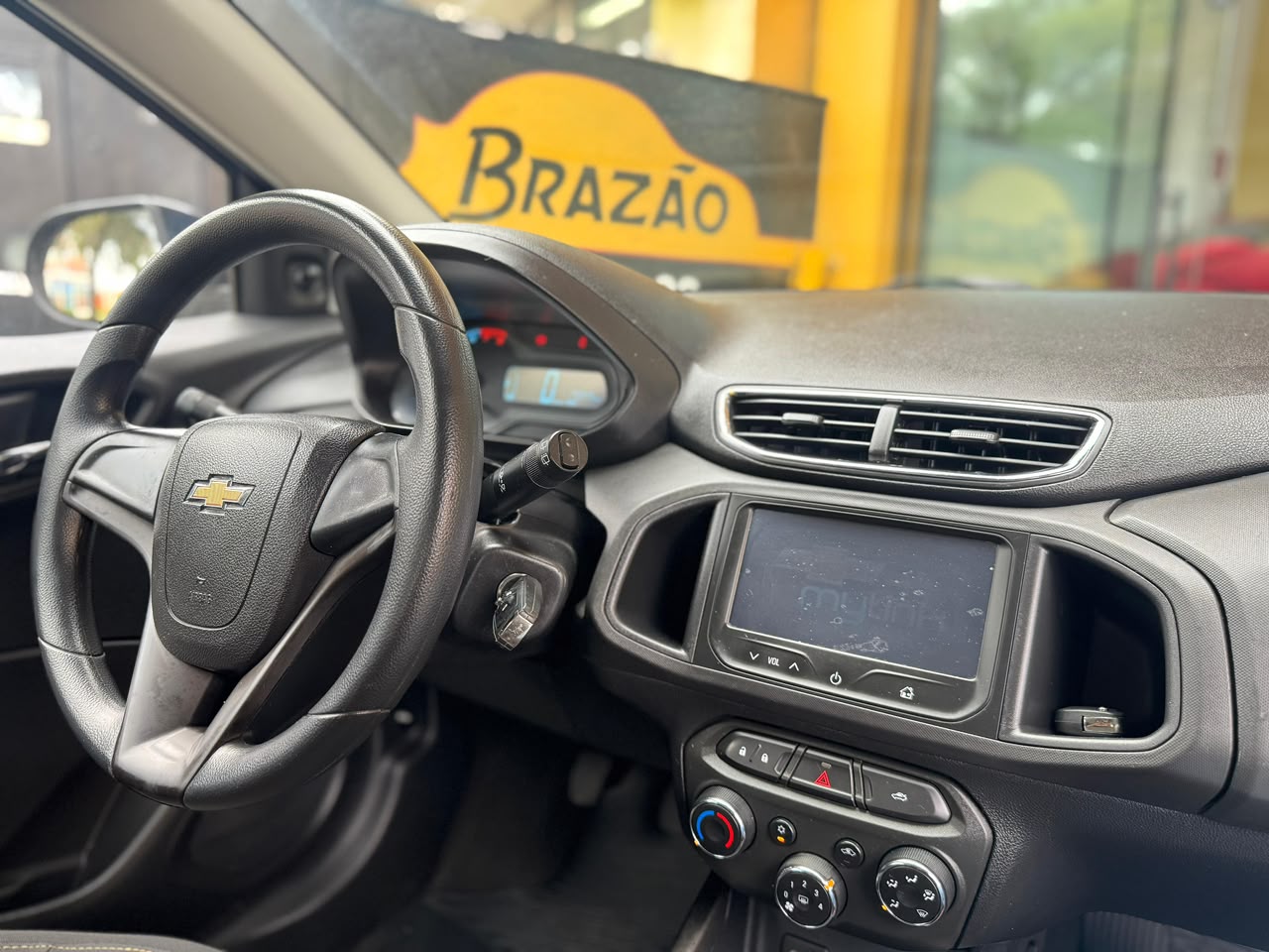 Chevrolet Onix LT